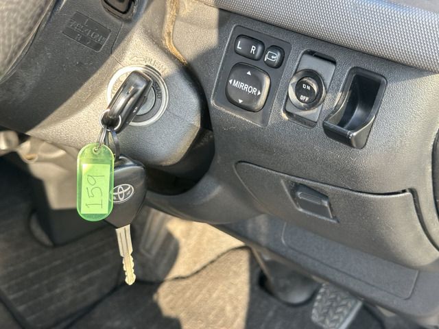 TOYOTA HIACE VAN 4WD 2005 Image 31