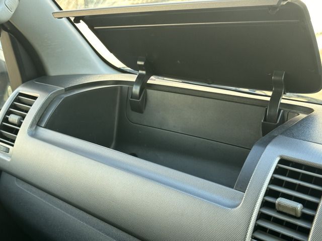 TOYOTA HIACE VAN 4WD 2005 Image 31