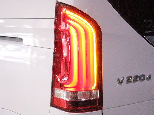 MERCEDES BENZ V CLAS 2021 Image 31