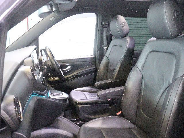MERCEDES BENZ V CLAS 2021 Image 31