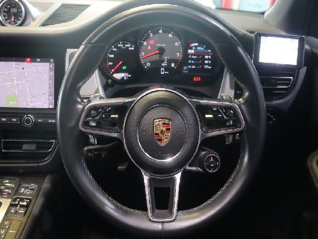 PORSCHE MACAN 2019 Image 31