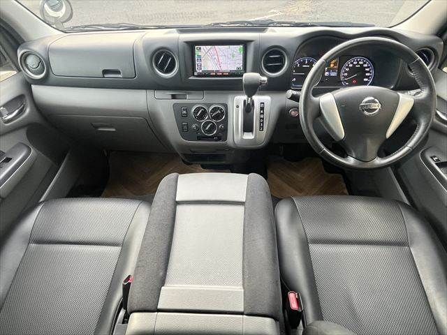 NISSAN NV350 CARAVAN 2017 Image 31