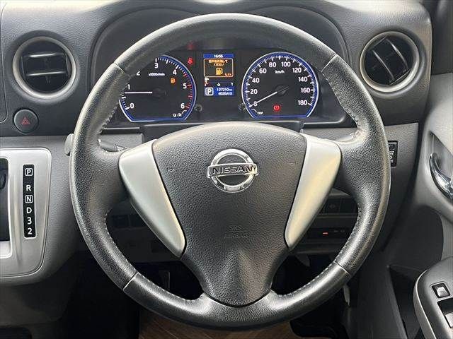 NISSAN NV350 CARAVAN 2017 Image 31