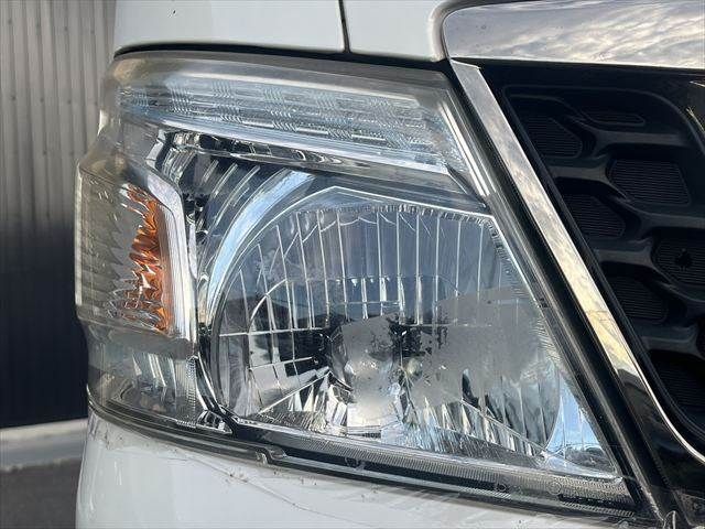 NISSAN NV350 CARAVAN 2017 Image 31