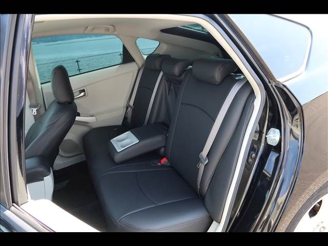 TOYOTA PRIUS 2012 Image 31