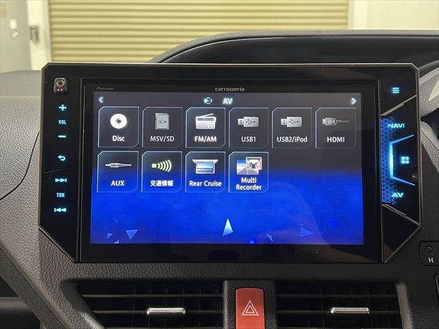 TOYOTA VOXY HYBRID 2014 Image 31