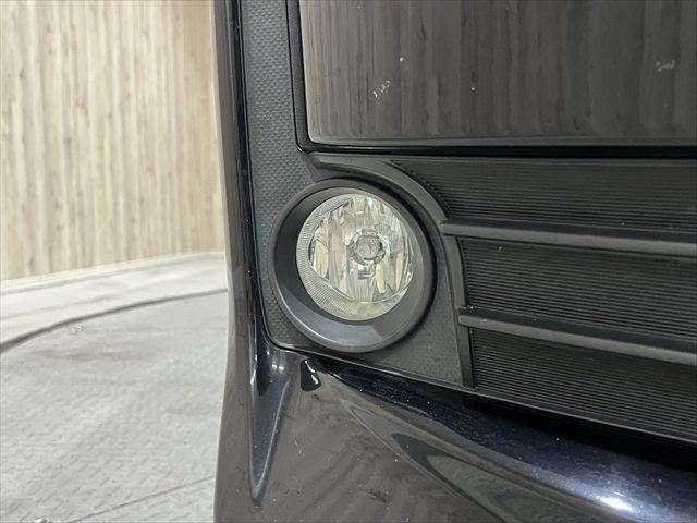 TOYOTA VOXY HYBRID 2014 Image 31