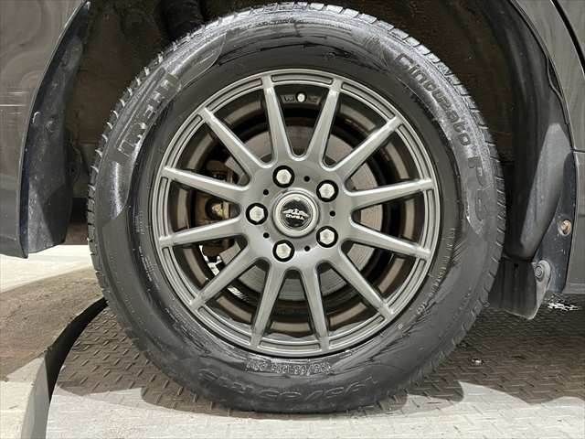 TOYOTA VOXY HYBRID 2014 Image 31