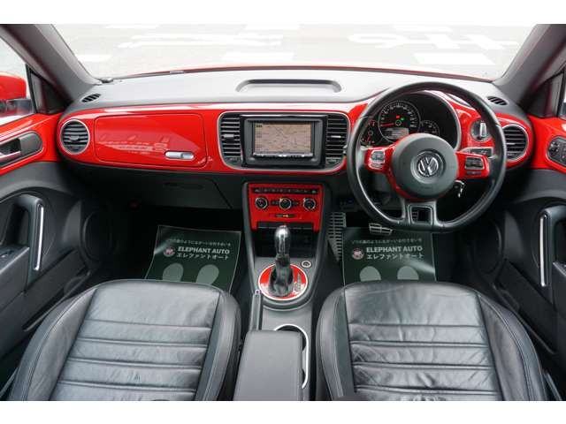 VOLKSWAGEN THE BEETL 2012 Image 31