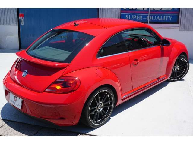 VOLKSWAGEN THE BEETL 2012 Image 31