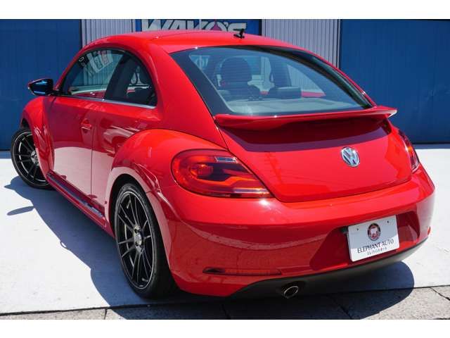 VOLKSWAGEN THE BEETL 2012 Image 31