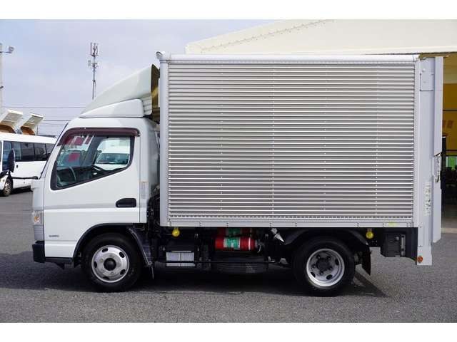 MITSUBISHI CANTER 2017 Image 31