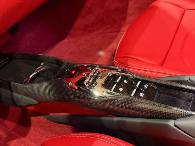 FERRARI 296 GTS 2025 Image 31