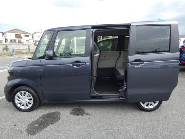 HONDA N BOX 2024 Image 31