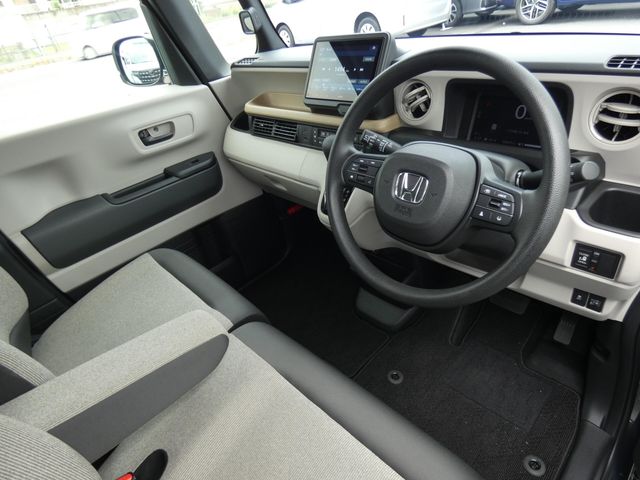 HONDA N BOX 2024 Image 31