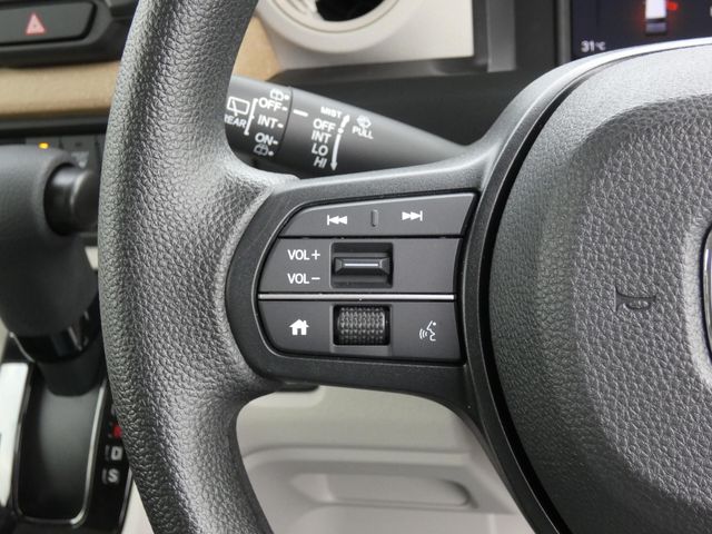 HONDA N BOX 2024 Image 31