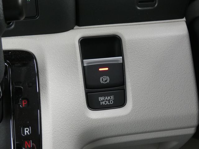 HONDA N BOX 2024 Image 31