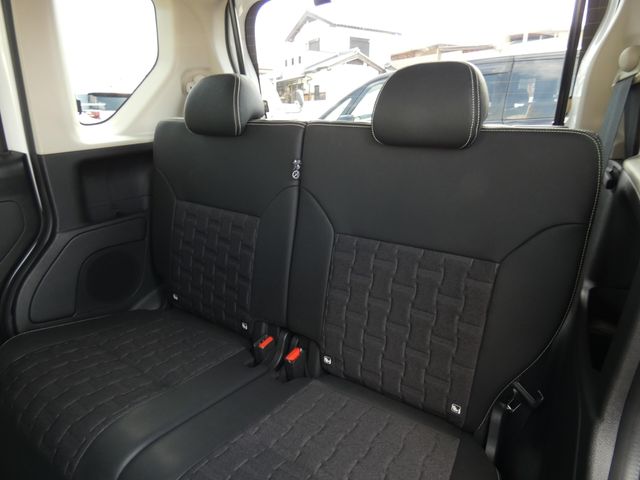 MITSUBISHI DELICA MINI 2023 Image 31