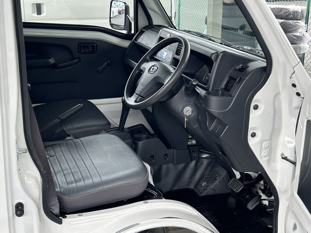 DAIHATSU HIJET TRUCK 4WD 2020 Image 31