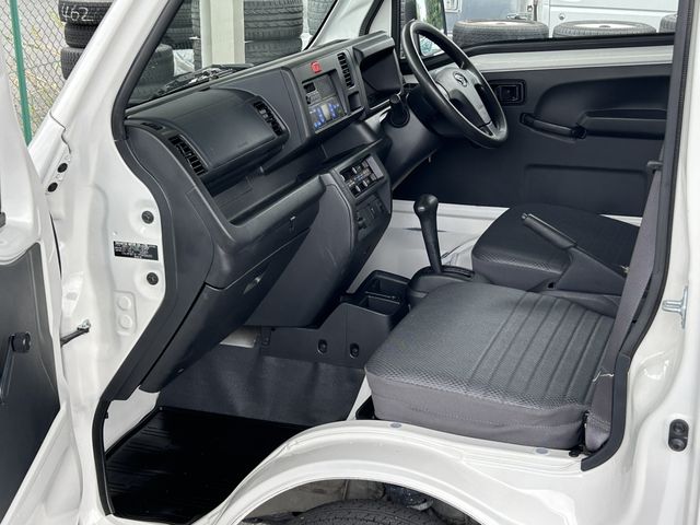 DAIHATSU HIJET TRUCK 4WD 2020 Image 31