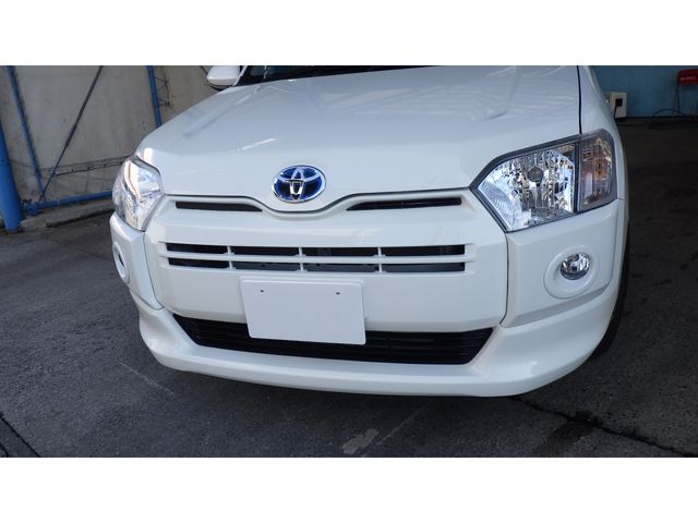 TOYOTA PROBOX VAN HYBRID 2024 Image 31