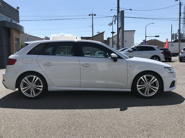 AUDI A3 SPORTBACK 2017 Image 31