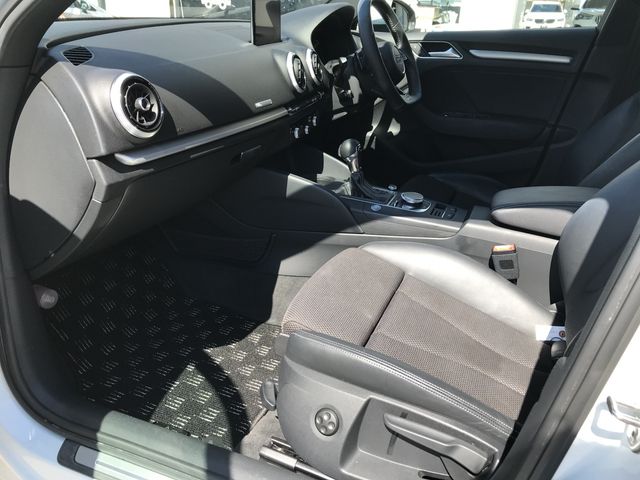 AUDI A3 SPORTBACK 2017 Image 31