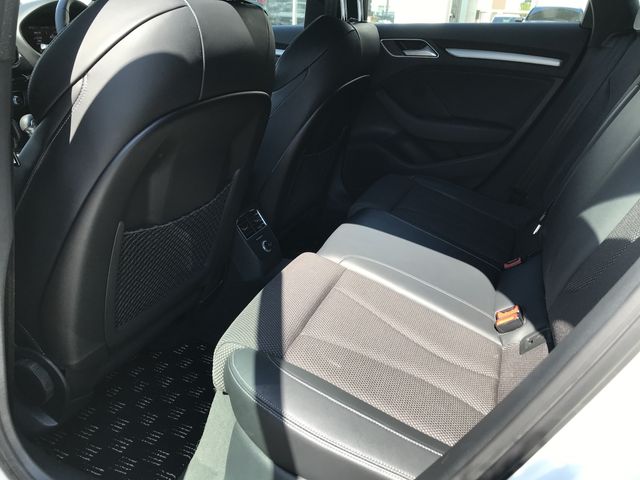 AUDI A3 SPORTBACK 2017 Image 31