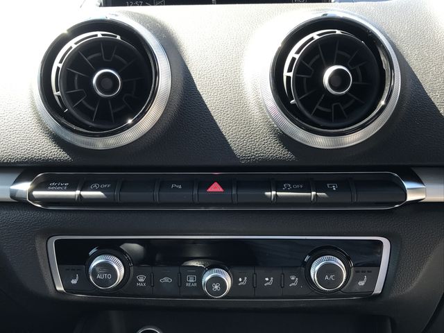 AUDI A3 SPORTBACK 2017 Image 31