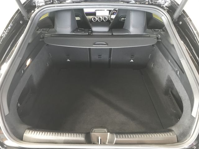 MERCEDES BENZ CLA SH 2021 Image 31