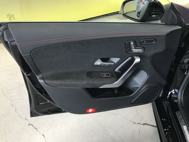 MERCEDES BENZ CLA SH 2021 Image 31