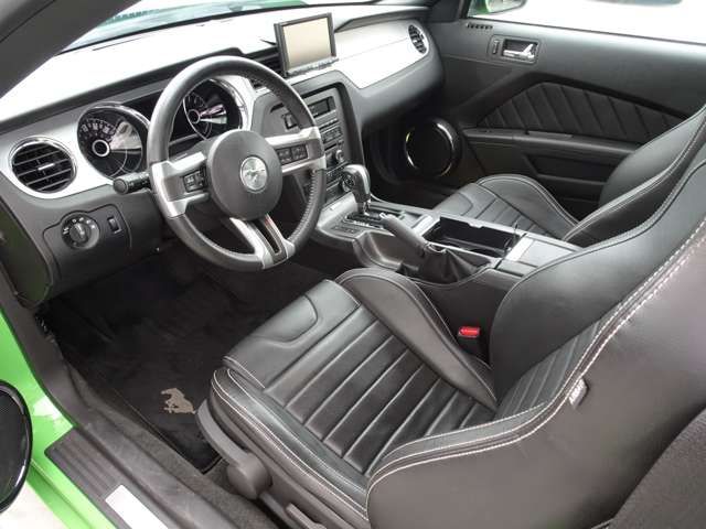 FORD MUSTANG 2014 Image 31