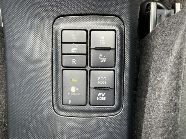 TOYOTA AQUA 2019 Image 31