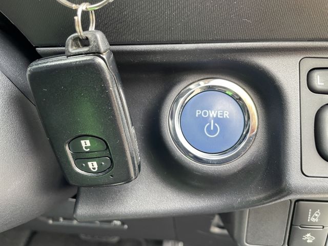 TOYOTA AQUA 2019 Image 31