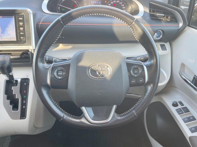 TOYOTA SIENTA HYBRID 2016 Image 31