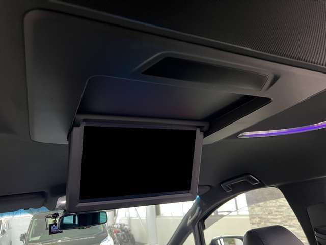 TOYOTA ALPHARD HYBRID 4WD 2017 Image 31