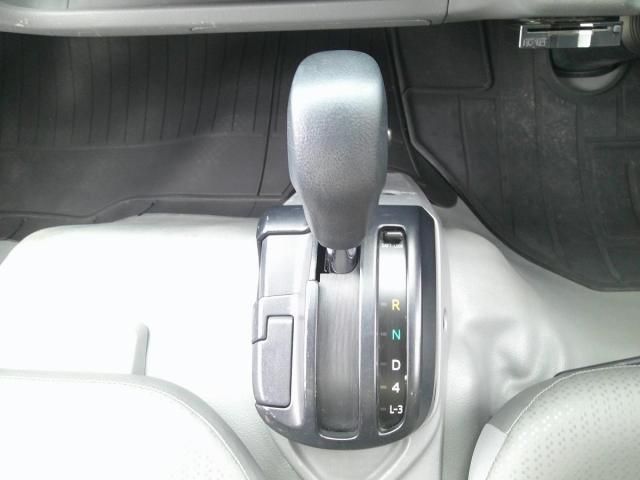 HINO DUTRO 2017 Image 31