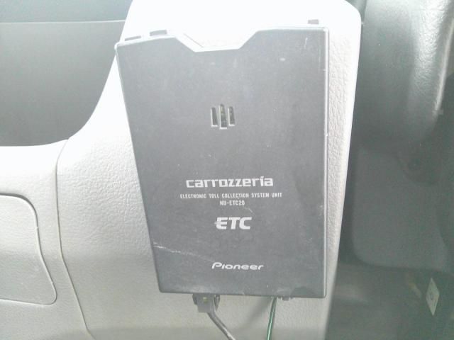 HINO DUTRO 2017 Image 31