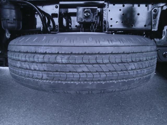 HINO DUTRO 2017 Image 31