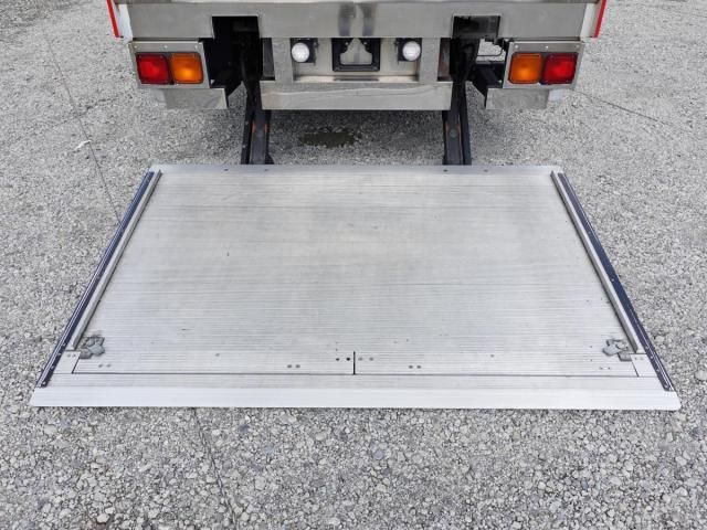 MITSUBISHI FUSOU FIGHTER 2015 Image 31