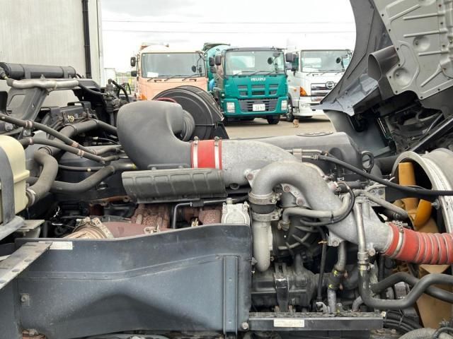 NISSAN DIESEL QUON 2016 Image 31