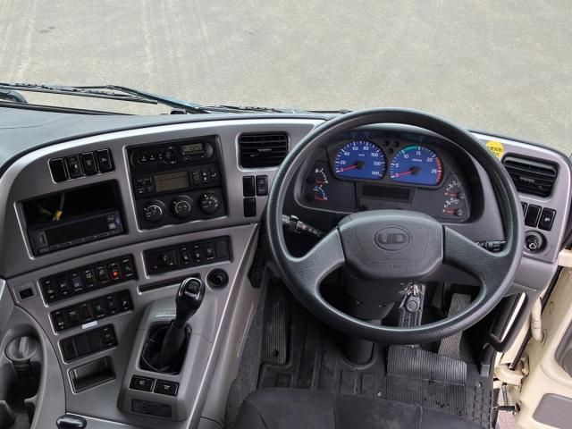 NISSAN DIESEL QUON 2016 Image 31