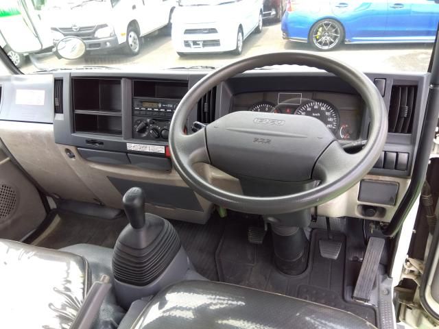 ISUZU ELF 2013 Image 31
