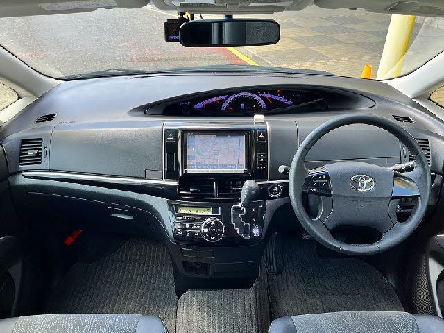 TOYOTA ESTIMA 2014 Image 31