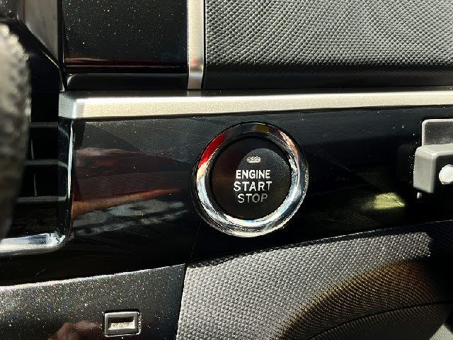 TOYOTA ESTIMA 2014 Image 31