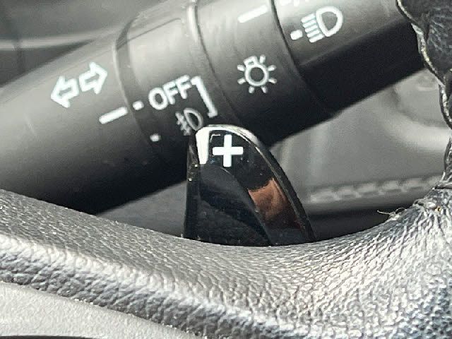 HONDA VEZEL HYBRID 2016 Image 31