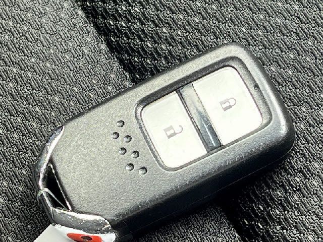 HONDA VEZEL HYBRID 2016 Image 31