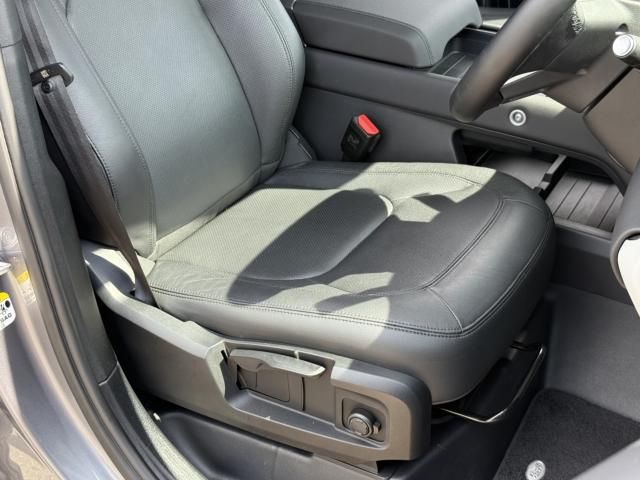 ROVER DEFENDER 2024 Image 31