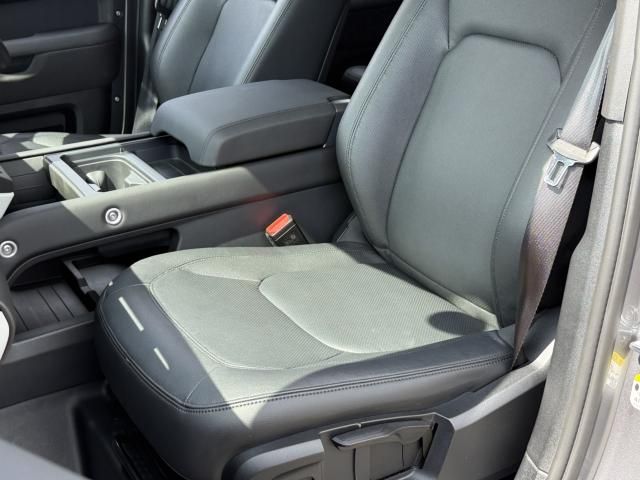 ROVER DEFENDER 2024 Image 31