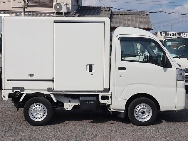 DAIHATSU HIJET TRUCK 4WD 2021 Image 31